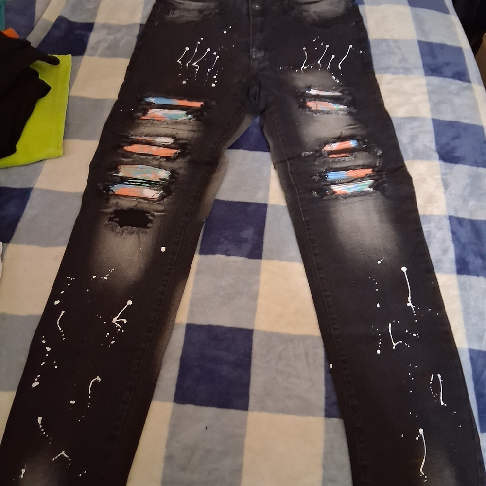 Stylish Black Distressed Men's Jeans